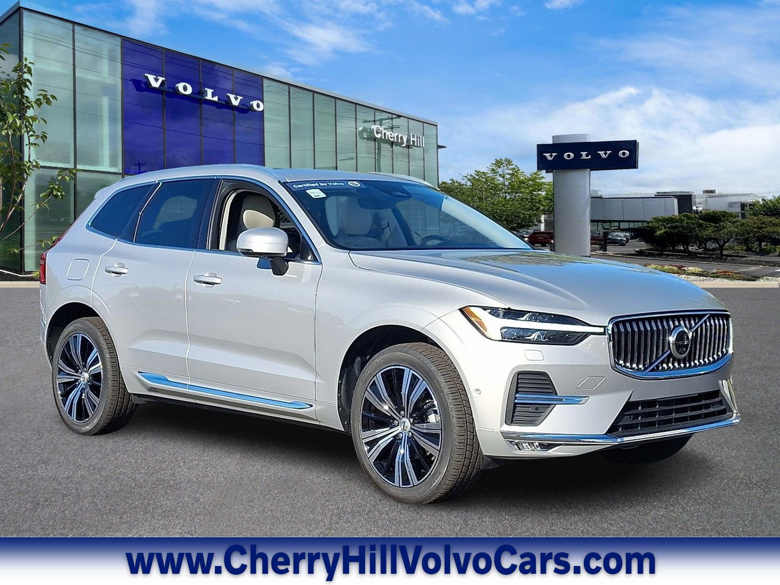 Certified 2023 Volvo XC60 B5 Plus w/ Climate Package
