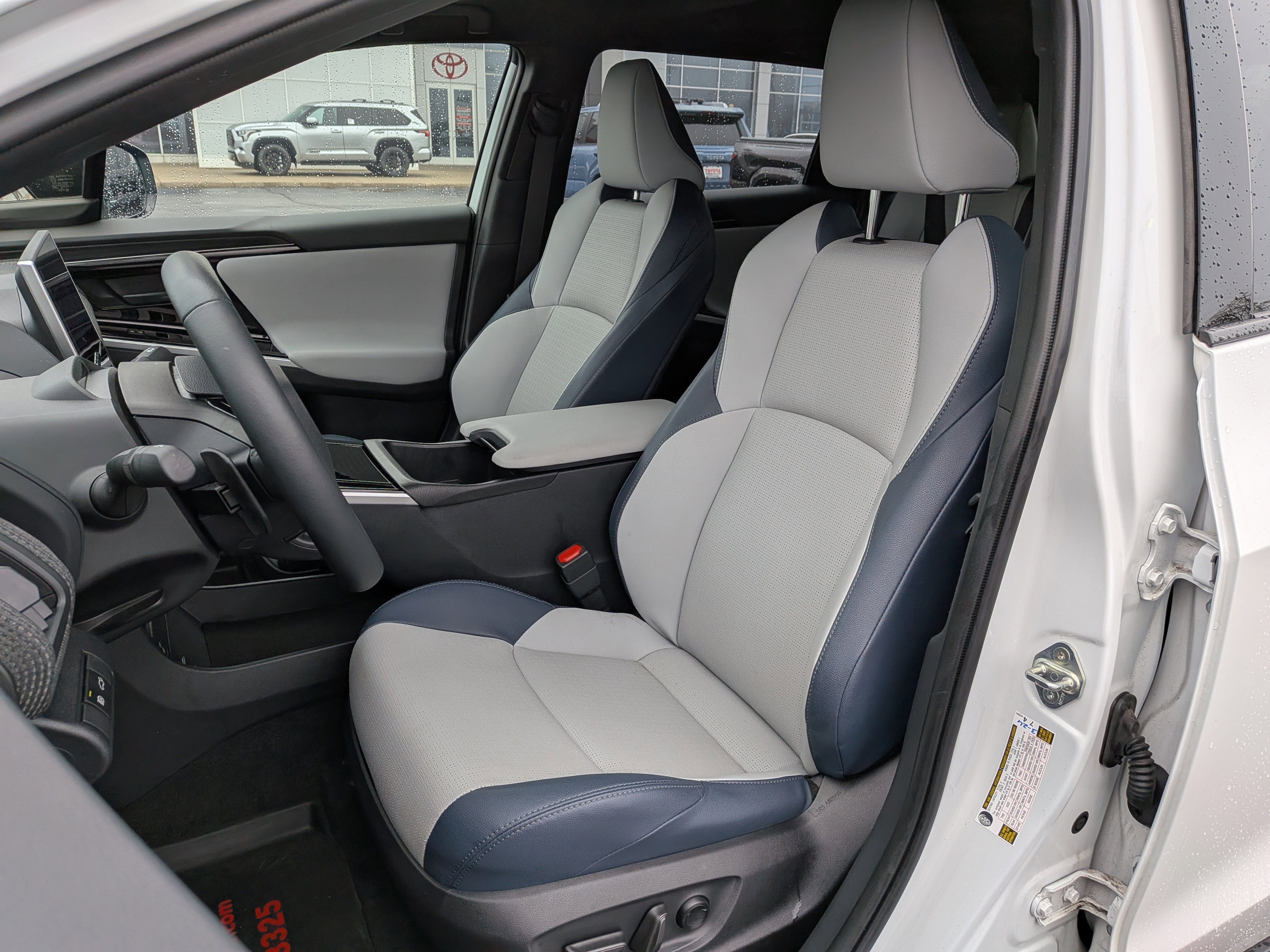 Used 2024 Subaru Solterra Touring w/ Touring Package image 14