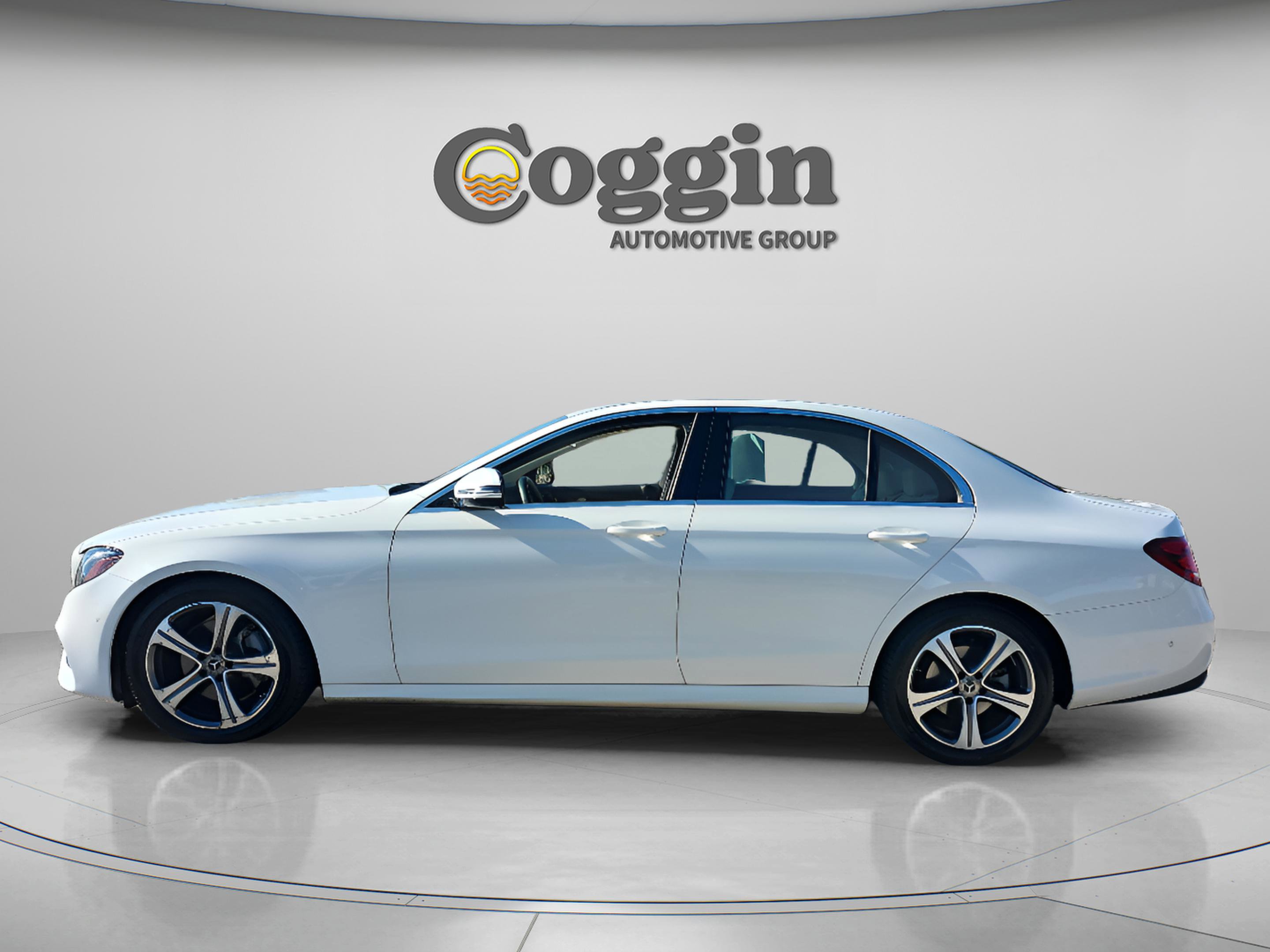 Used 2018 Mercedes-Benz E 300 image 3