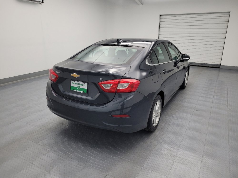 Used 2017 Chevrolet Cruze LT FWD image 9