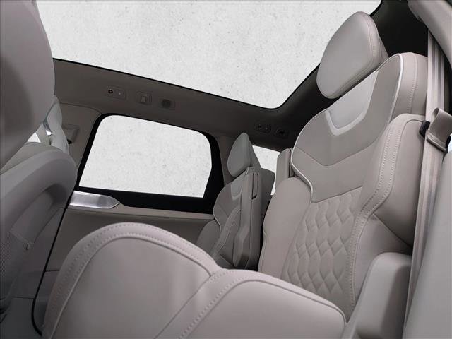 New 2025 Volvo EX90 Ultra w/ Protection Package Premier image 17