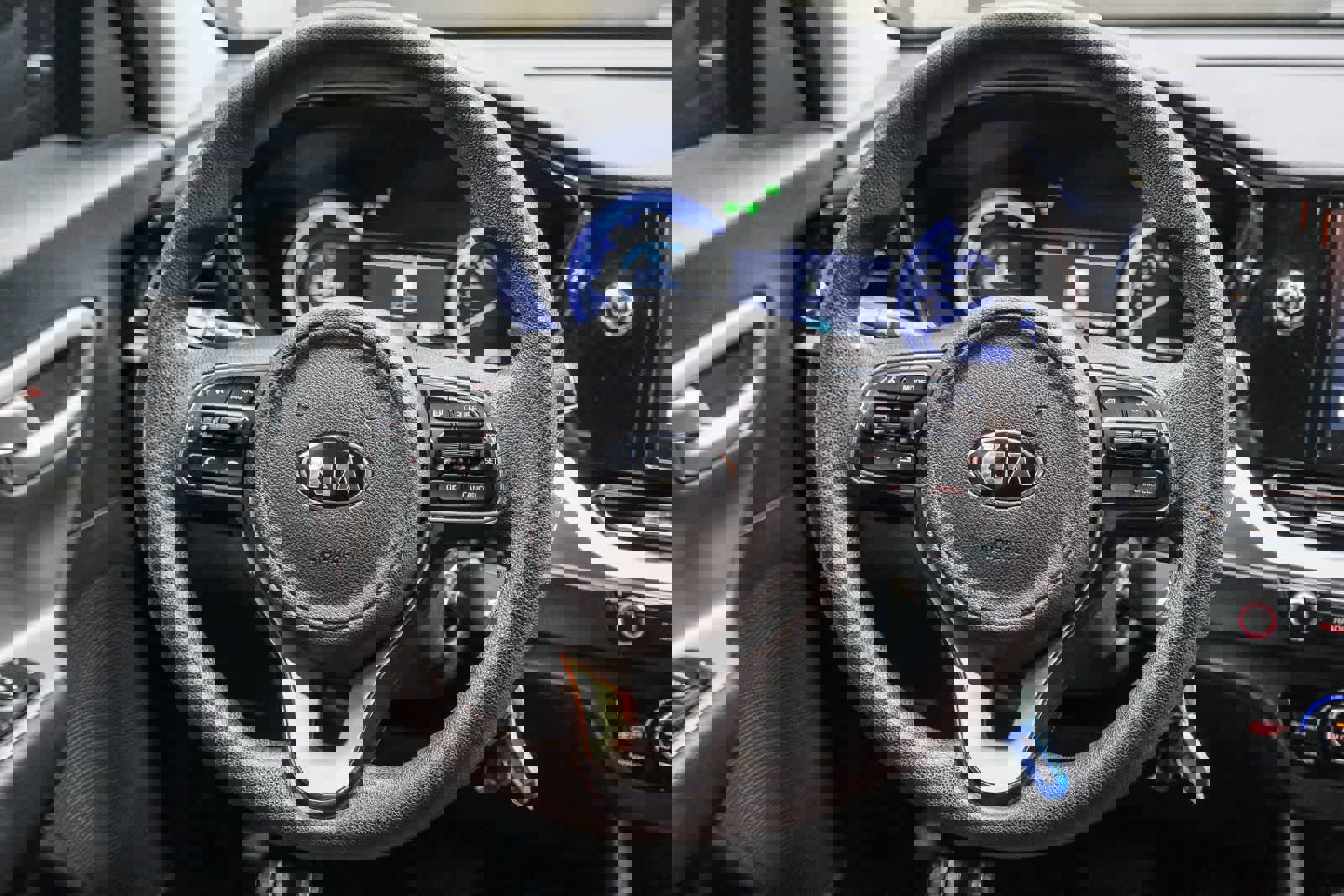 Used 2021 Kia Niro LX image 19