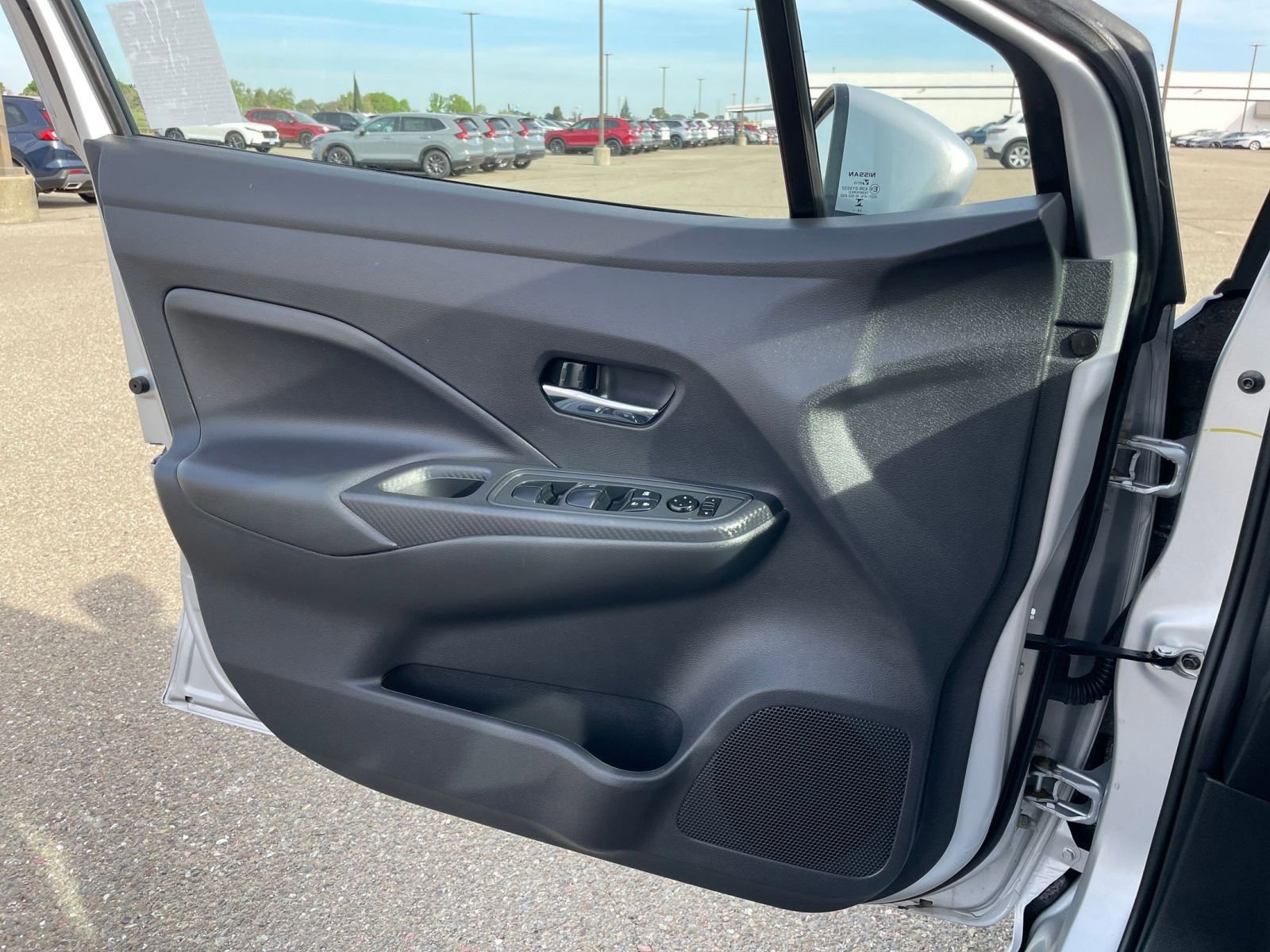 Used 2025 Nissan Versa SV FWD image 18
