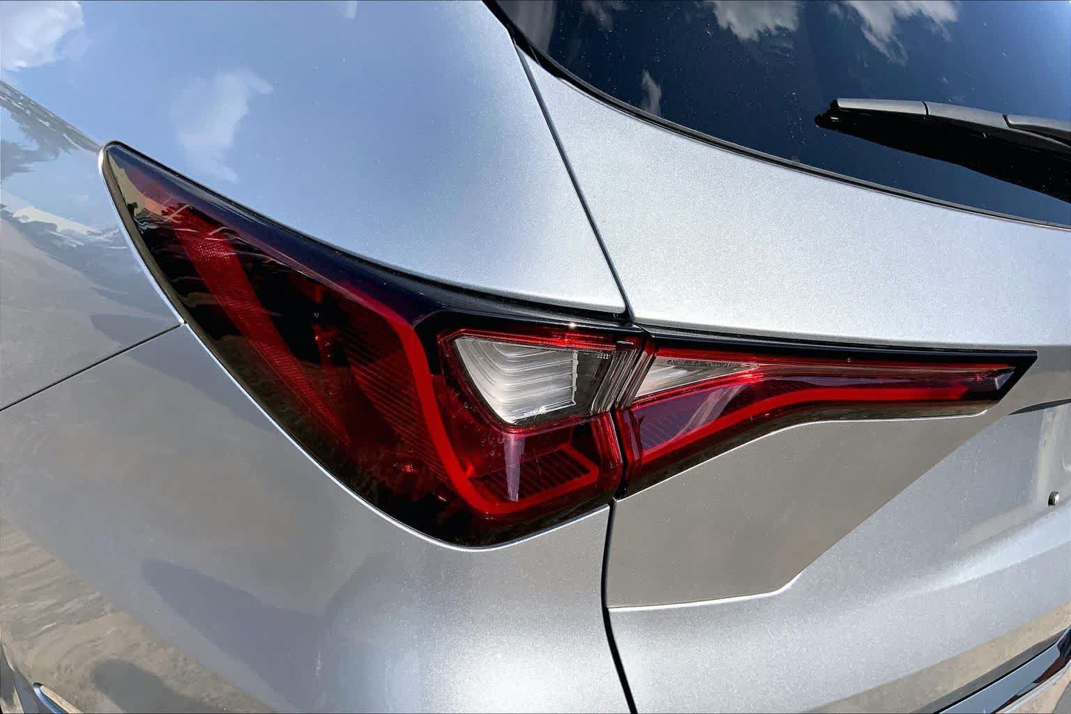 Used 2026 Acura MDX w/ Technology Package FWD image 28