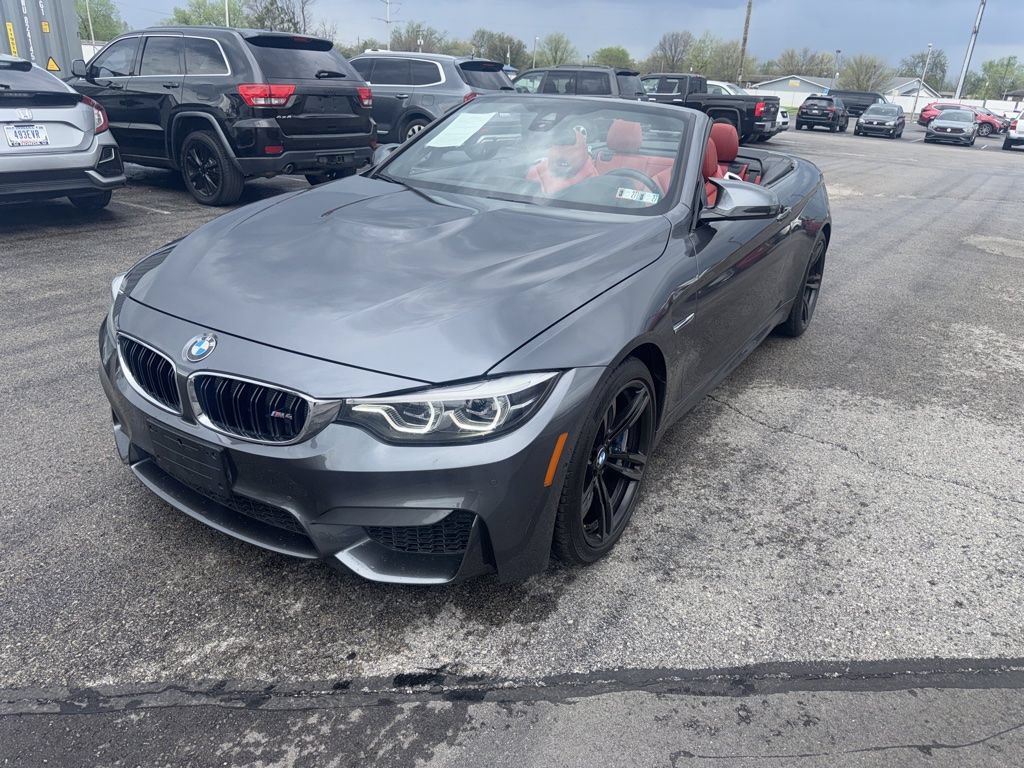 Used 2020 BMW M4 Convertible w/ Executive Package RWD image 3