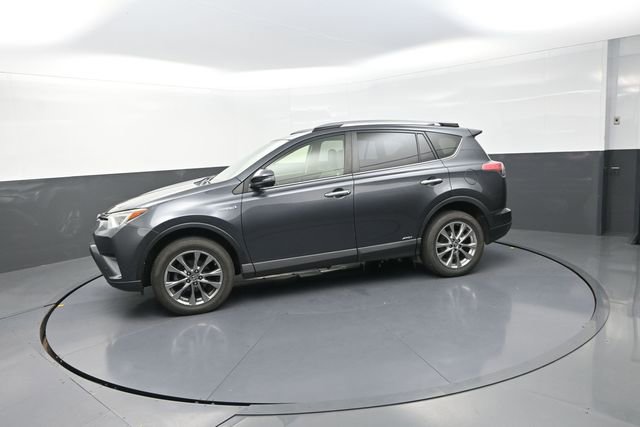 Used 2018 Toyota RAV4 Limited AWD/4WD image 44