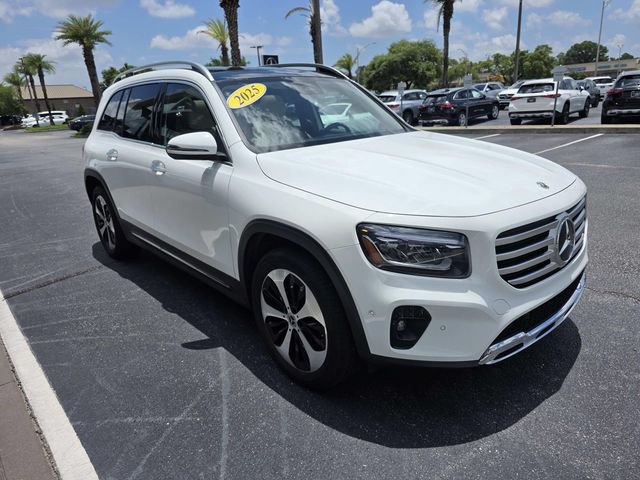 Certified 2025 Mercedes-Benz GLB 250 image 4