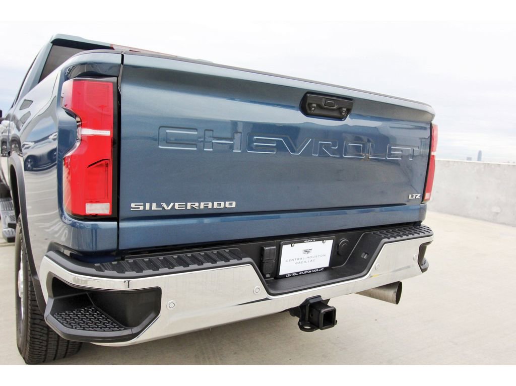 Used 2024 Chevrolet Silverado 2500 LTZ w/ LTZ Texas Edition image 27