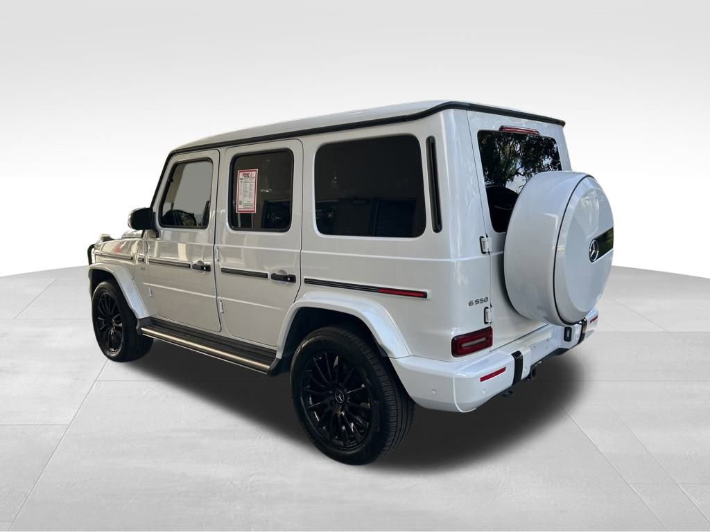 Used 2022 Mercedes-Benz G 550 w/ G Manufaktur Interior Package image 4