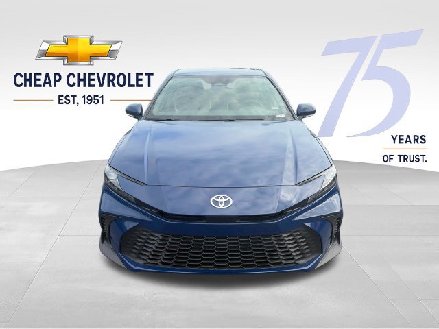 Used 2026 Toyota Camry SE FWD image 8