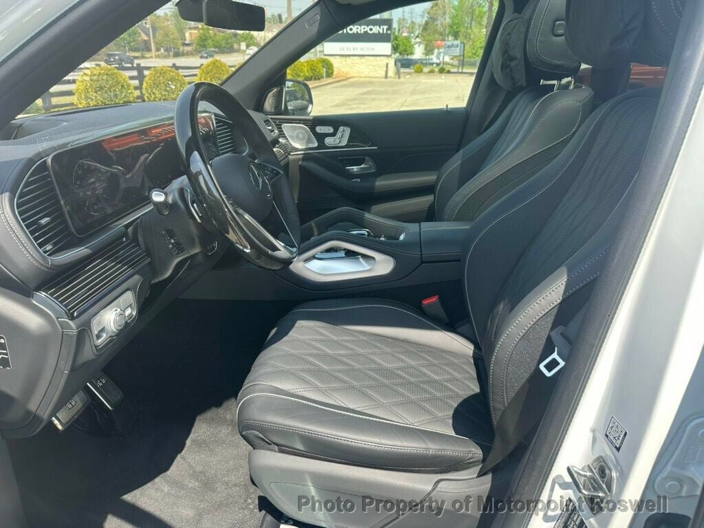Used 2026 Mercedes-Benz Maybach GLS 600 4MATIC image 12