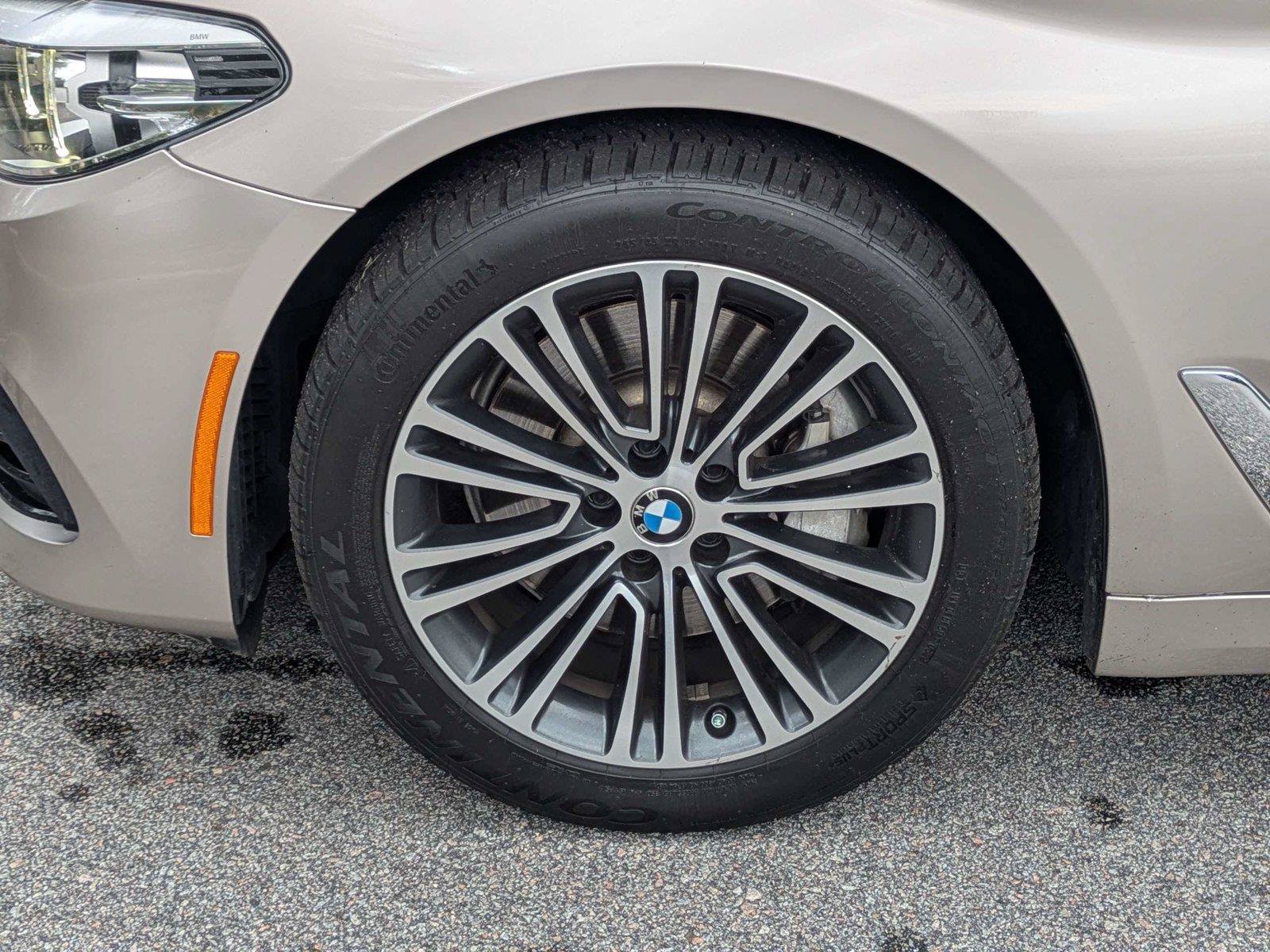 Used 2018 BMW 540i RWD image 14