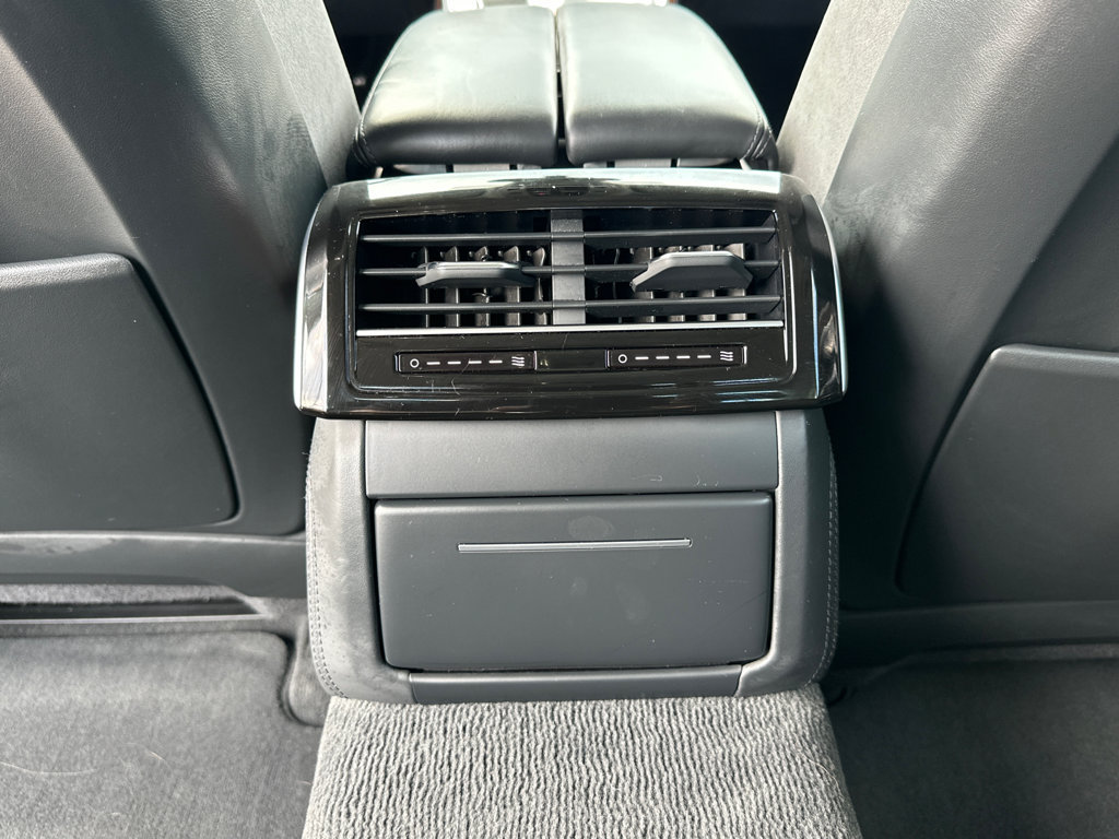 Used 2022 Audi A8 L 3.0T w/ Luxury Package AWD/4WD image 23