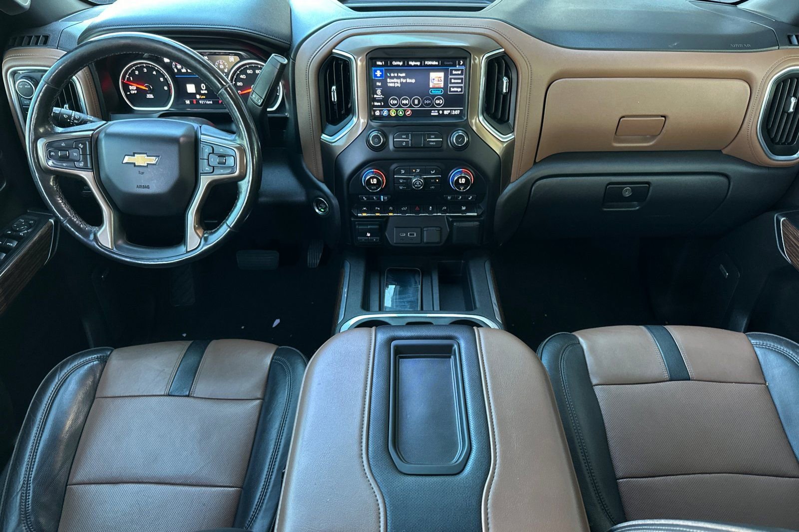 Used 2021 Chevrolet Silverado 1500 High Country w/ Technology Package image 12