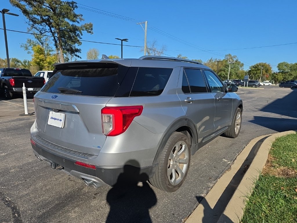 Used 2020 Ford Explorer Platinum w/ Premium Technology Package AWD/4WD image 4