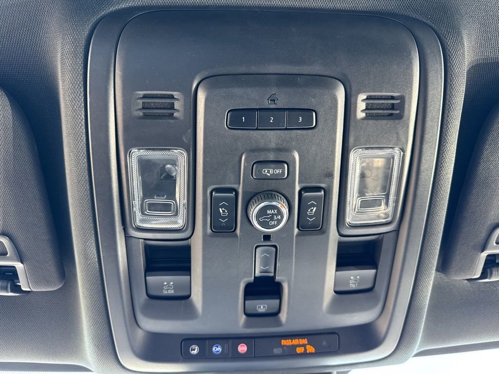 Used 2023 GMC Yukon AT4 w/ AT4 Premium Package AWD/4WD image 24