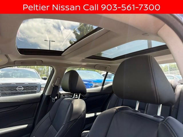 Certified 2023 Nissan Maxima Platinum w/ Sport Mat Group FWD image 17