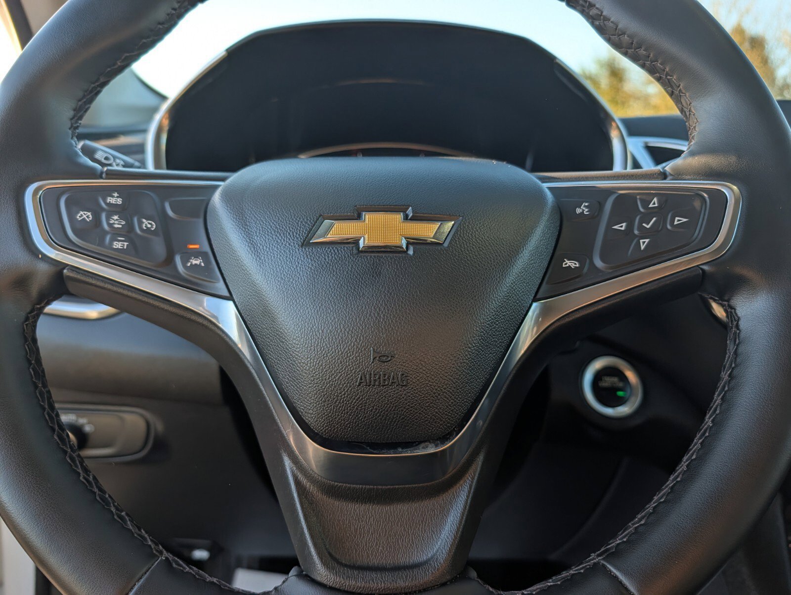 Used 2024 Chevrolet Equinox LT AWD/4WD image 27