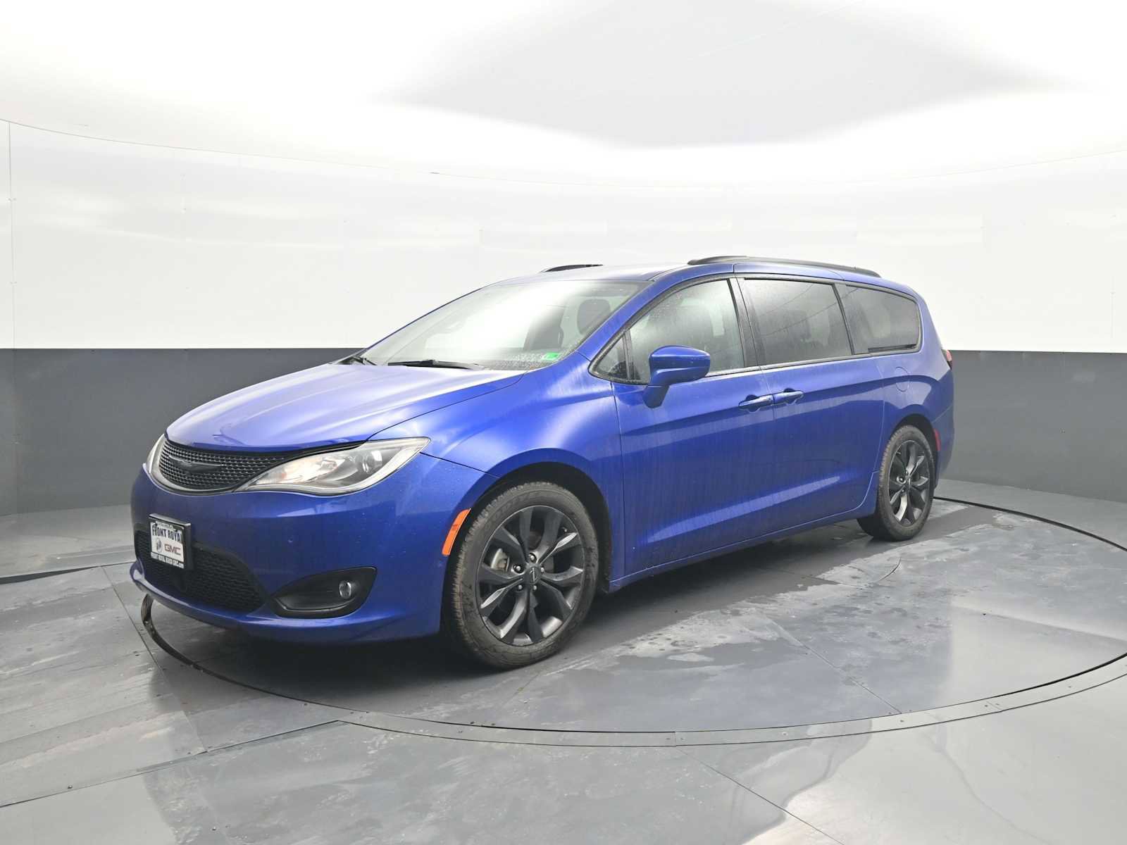 Used 2019 Chrysler Pacifica Touring-L Plus w/ Advanced Safetytec Group FWD image 4