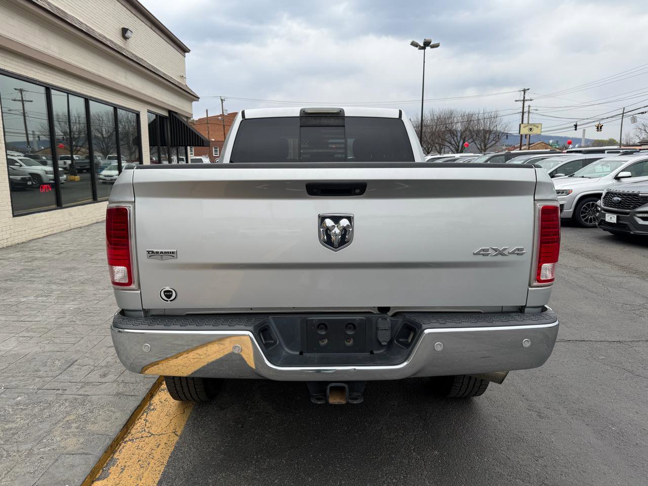 Used 2018 RAM 2500 Laramie image 8