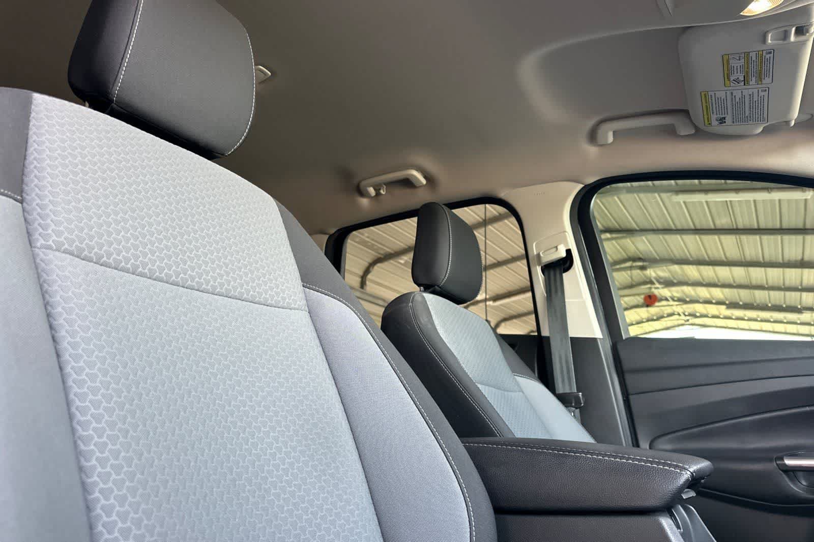Used 2018 Ford Escape SE FWD image 19