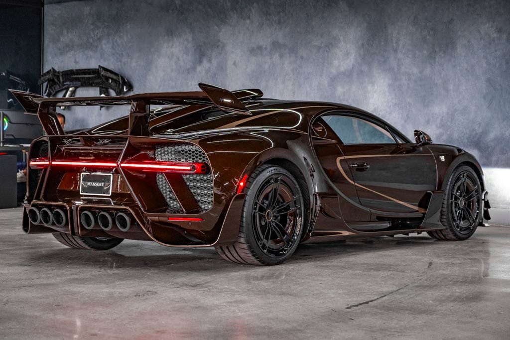 Used 2020 Bugatti Chiron AWD/4WD image 24