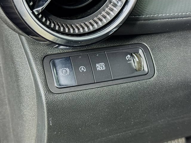Used 2025 Chevrolet Equinox LT FWD image 10