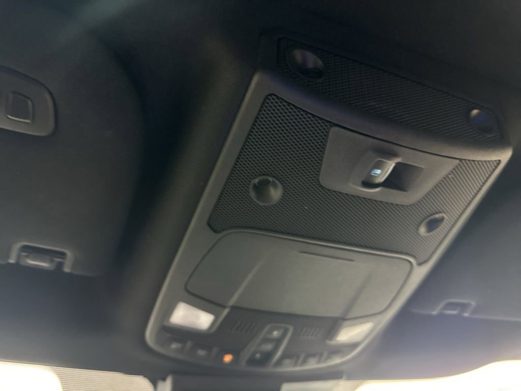 Used 2019 Ford F150 Lariat w/ Equipment Group 502A Luxury image 43