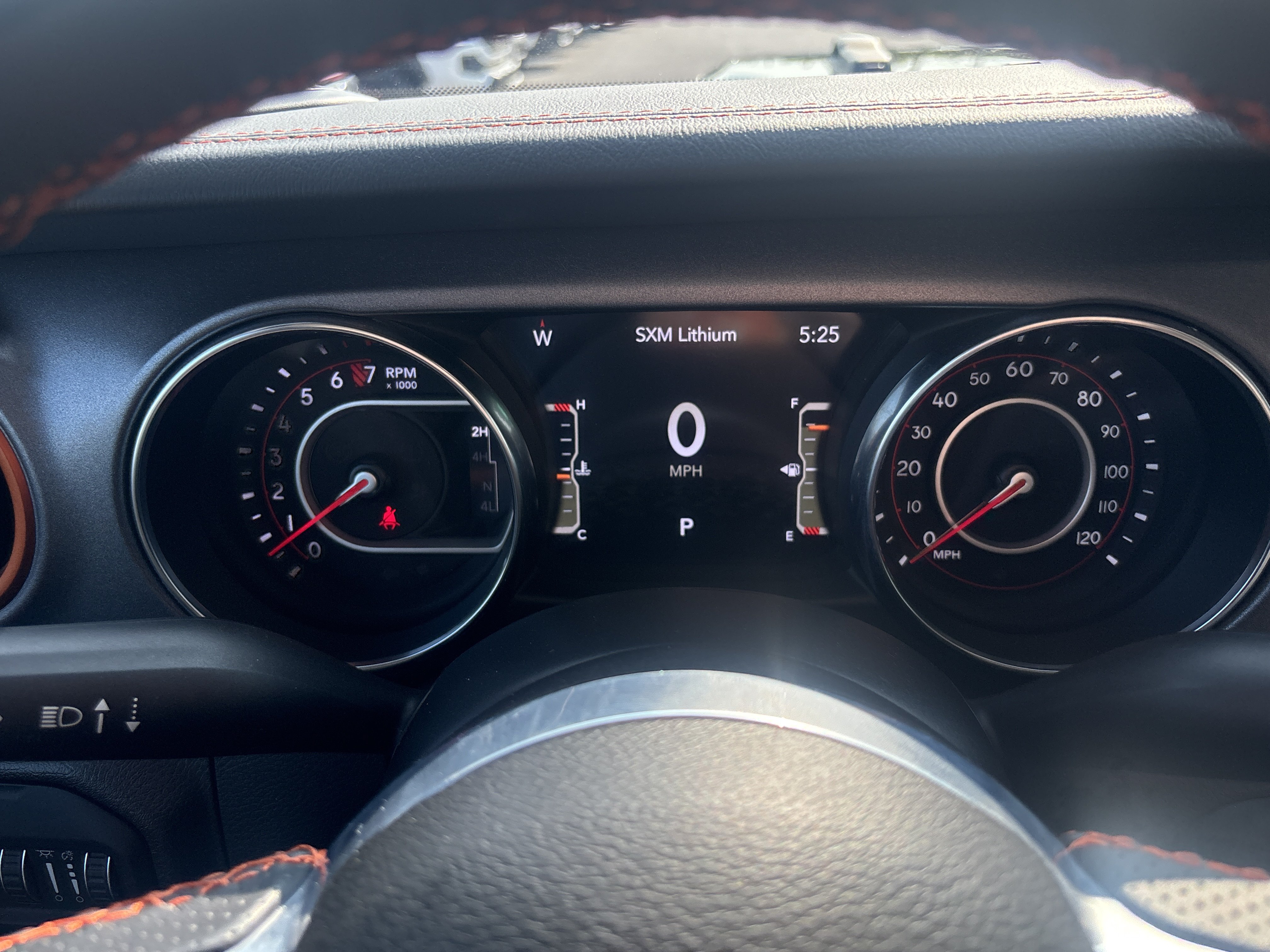 Used 2022 Jeep Gladiator Mojave w/ Cold Weather Group AWD/4WD image 5
