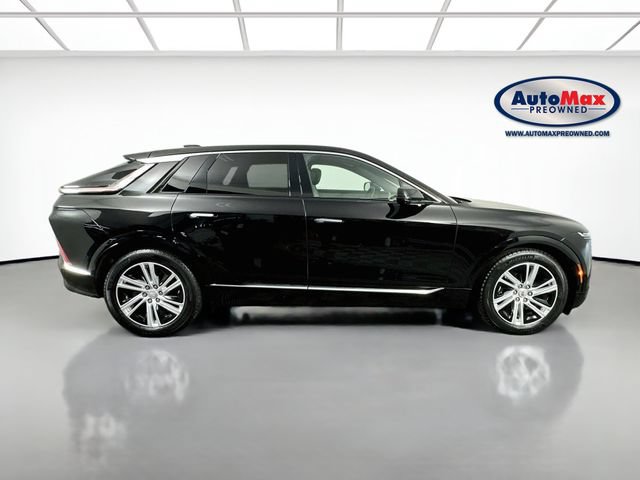 Used 2024 Cadillac Lyriq Tech w/ Driver Assist Package AWD/4WD image 7