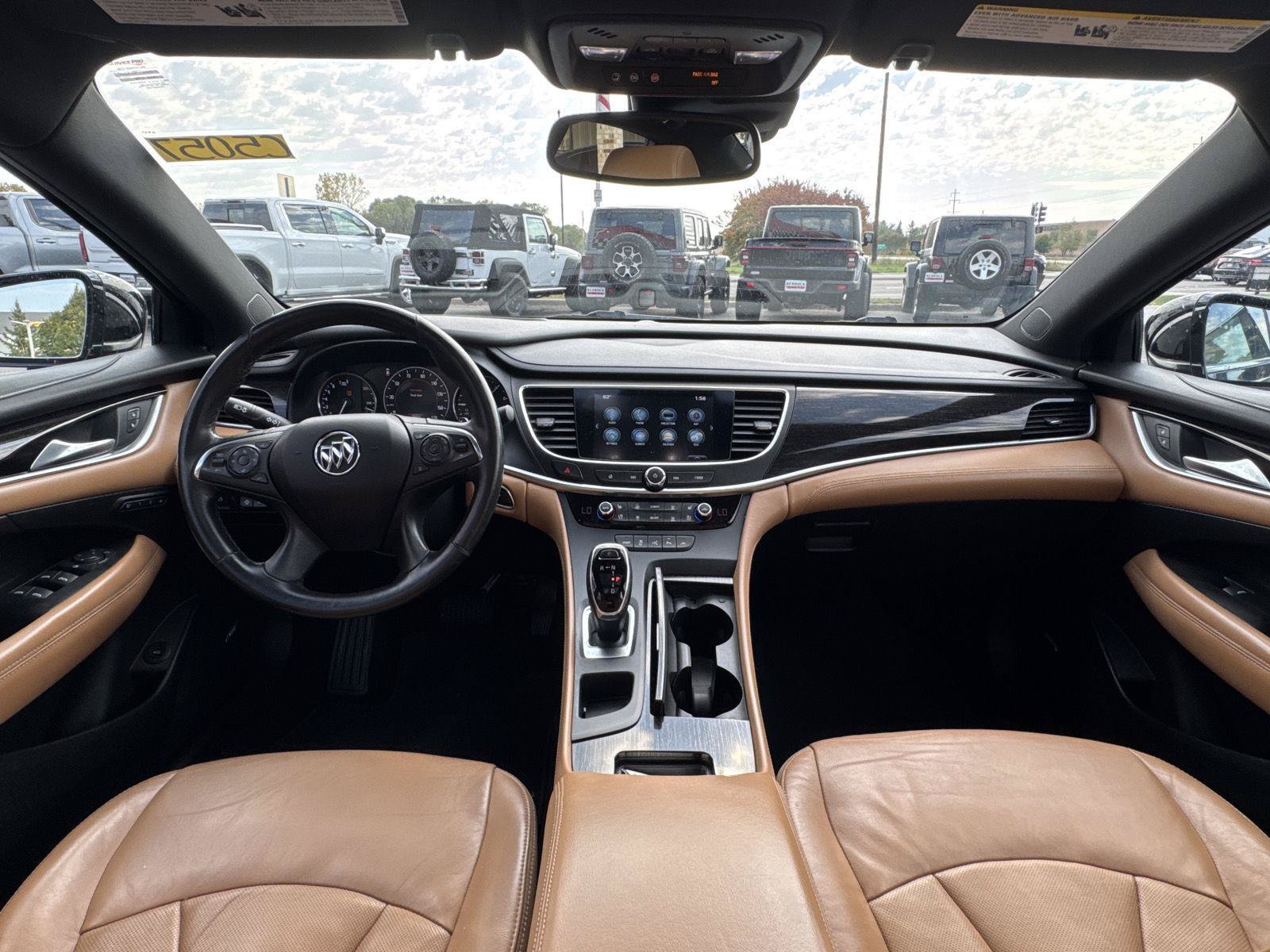 Used 2017 Buick LaCrosse Premium w/ Driver Confidence Package #2 FWD image 28