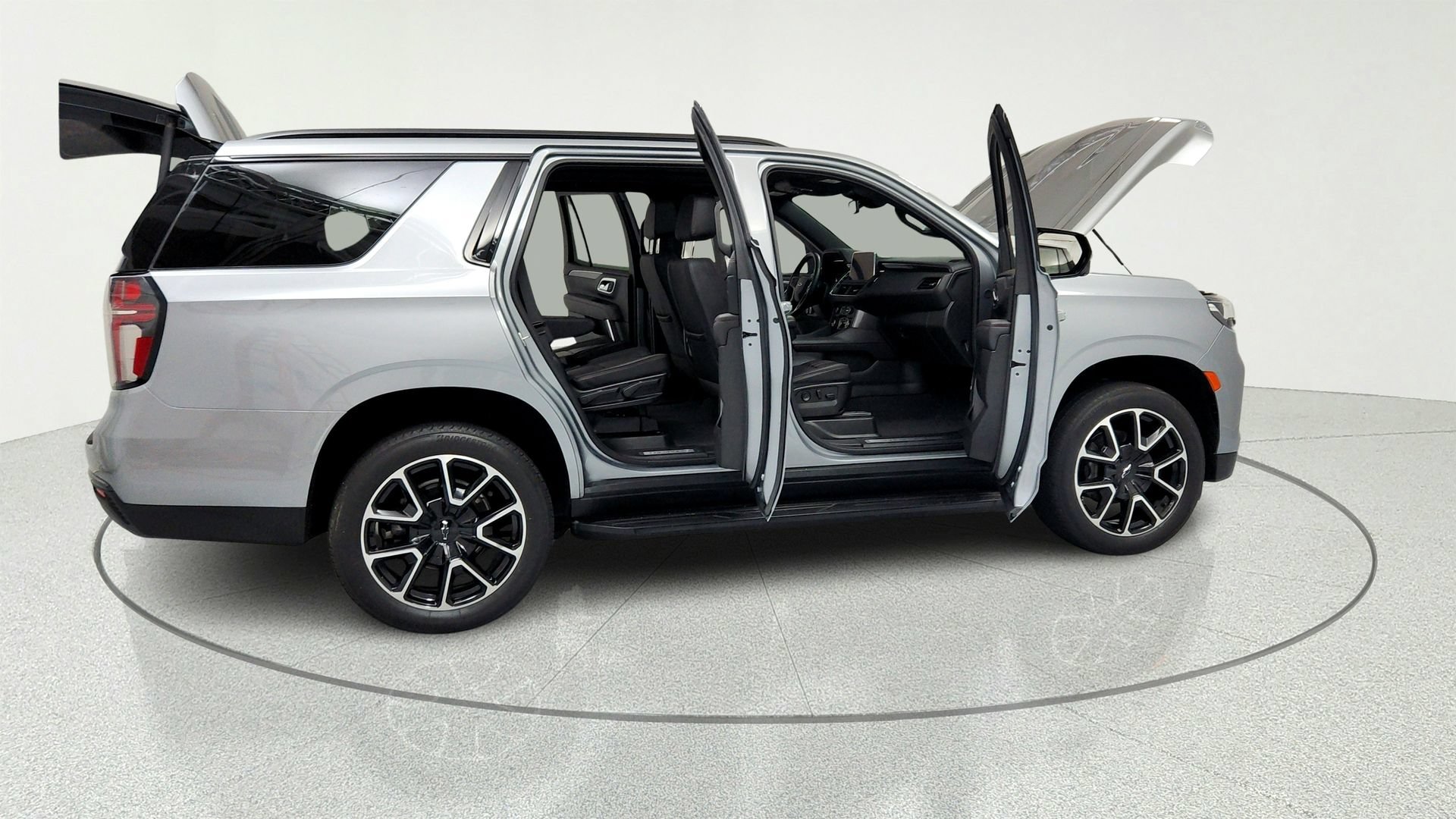 Certified 2024 Chevrolet Tahoe RST w/ Luxury Package AWD/4WD image 13