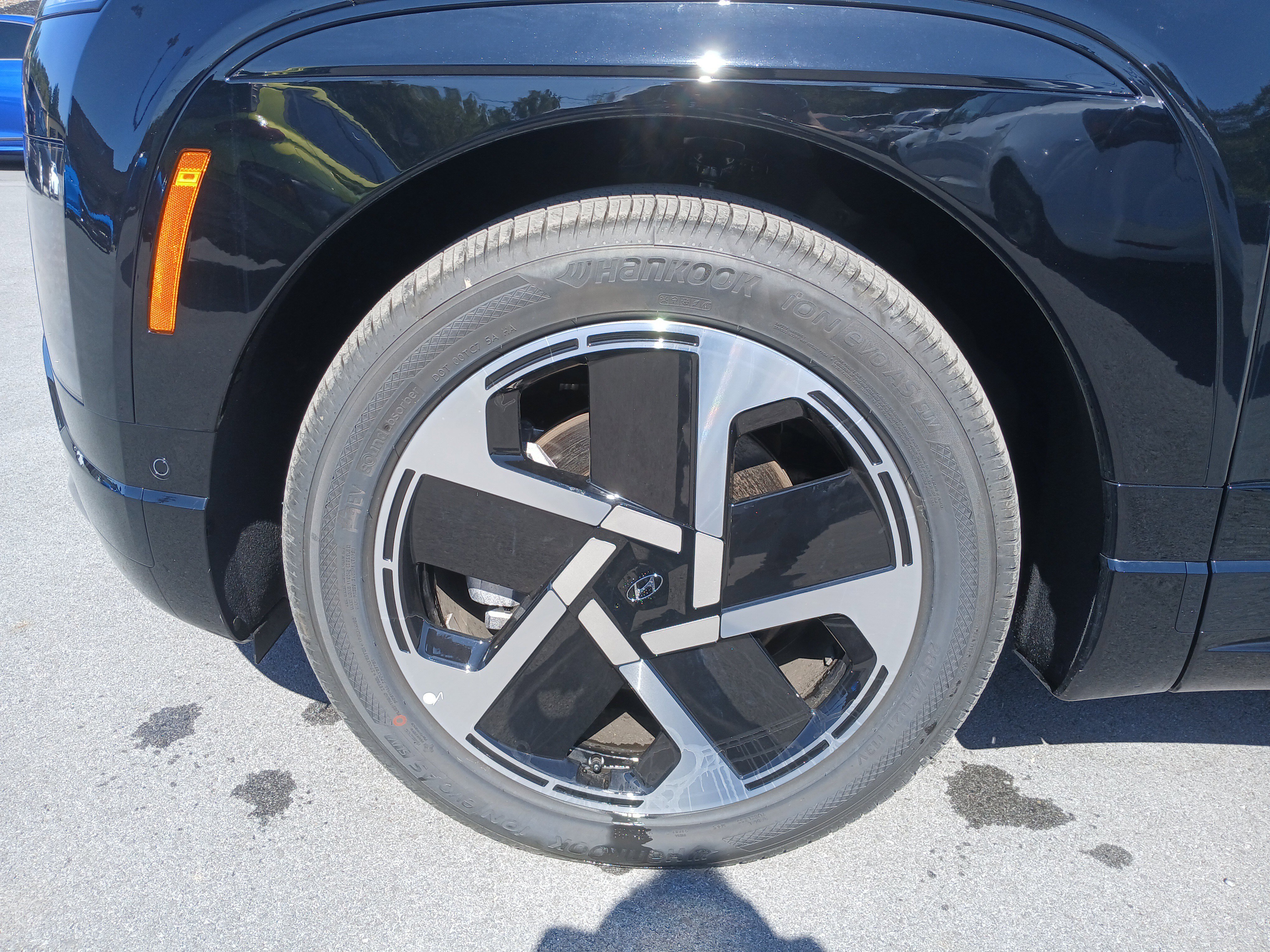 New 2026 Hyundai Ioniq 9 Limited image 11