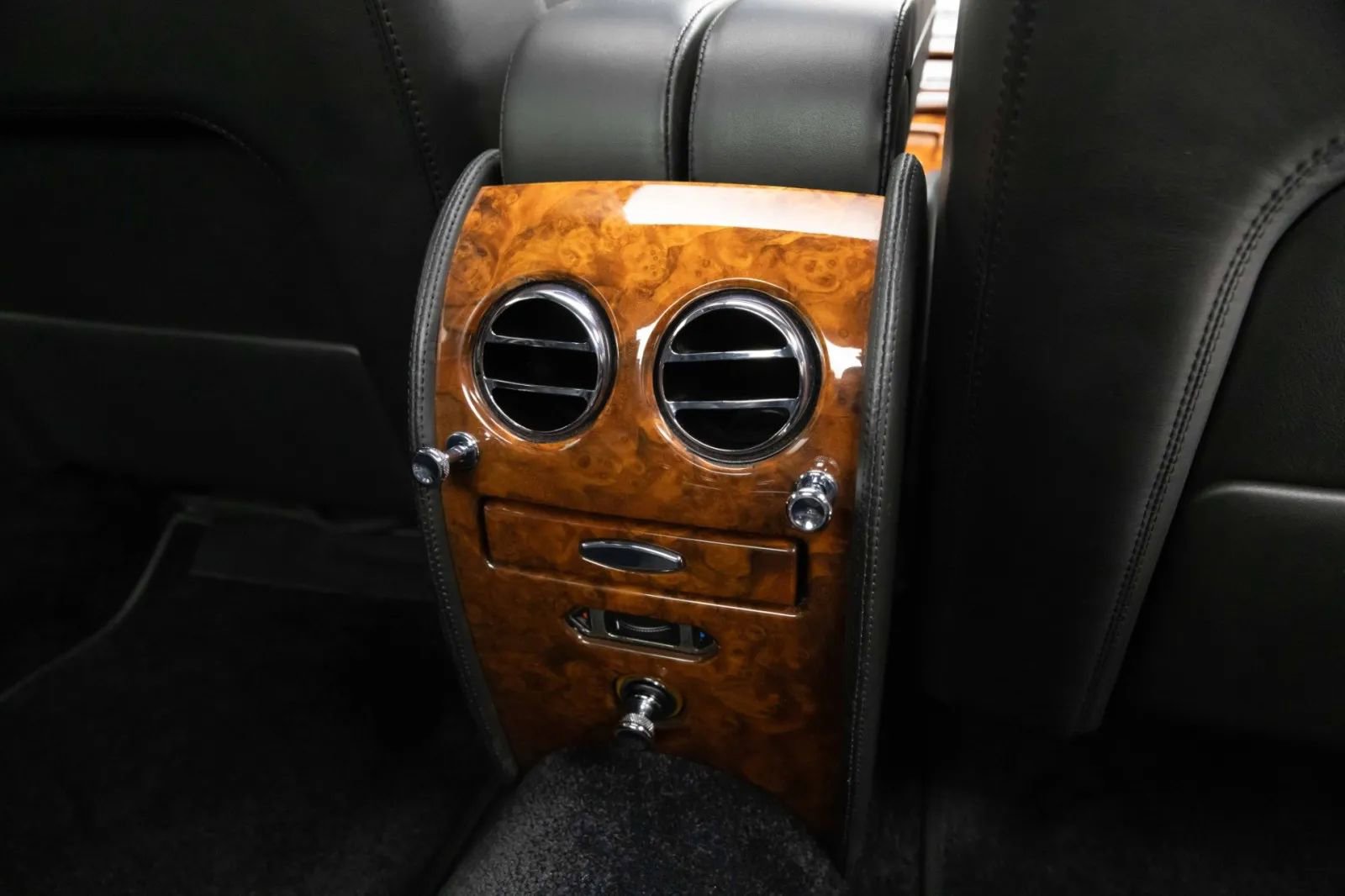 Used 2005 Bentley Arnage T RWD image 40