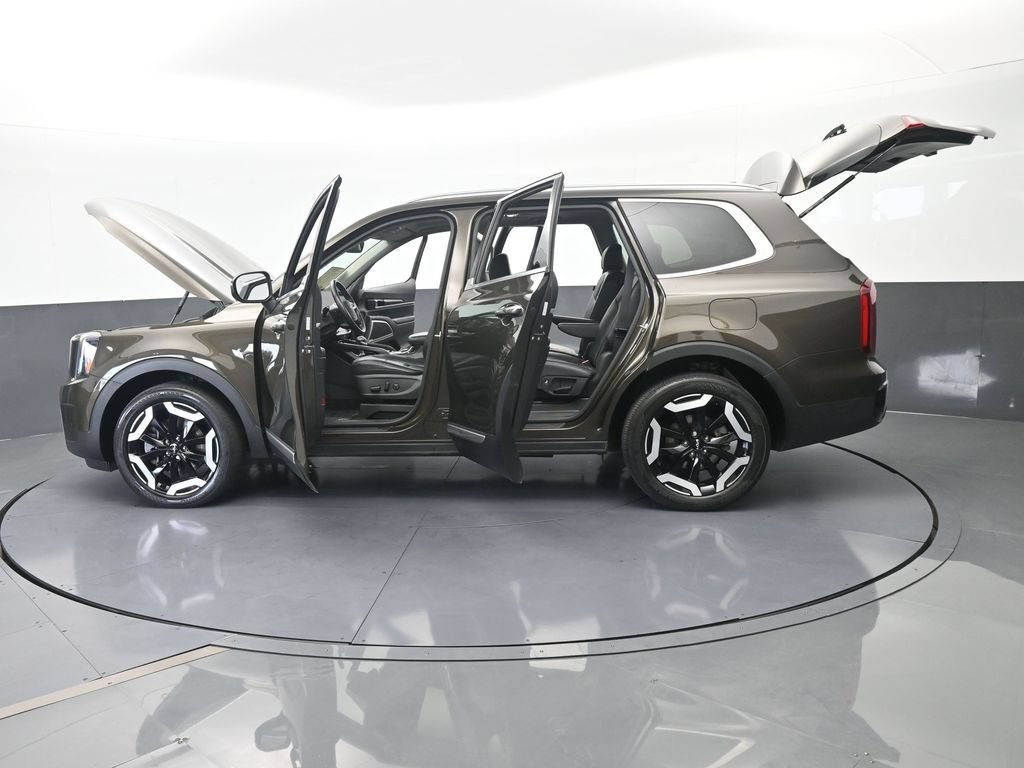 New 2024 Kia Telluride S w/ S Sunroof Package FWD image 72