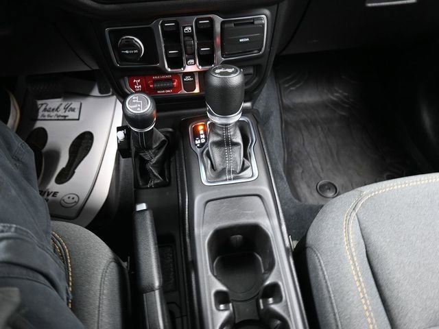 Used 2024 Jeep Wrangler Willys image 11