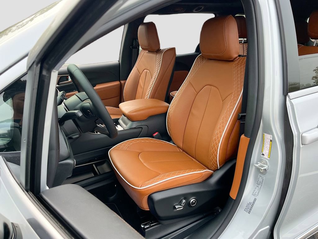 New 2026 Chrysler Pacifica Pinnacle FWD image 21