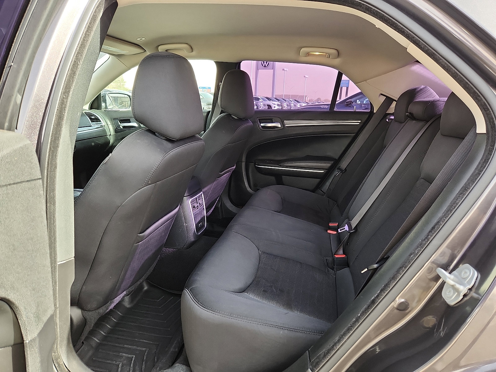 Used 2021 Chrysler 300 Touring w/ Sport Appearance Package image 12