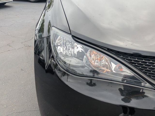 Used 2023 Chrysler Voyager LX image 9