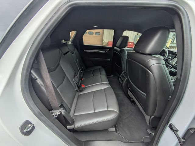 Used 2022 Cadillac XT5 Luxury AWD/4WD image 33