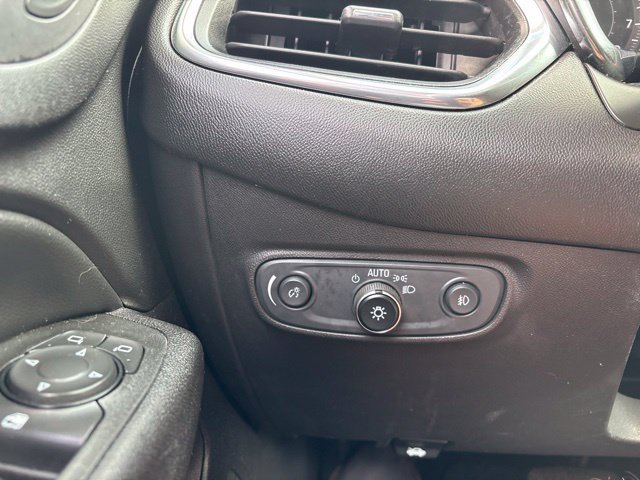 Used 2020 Chevrolet Equinox LT AWD/4WD image 21