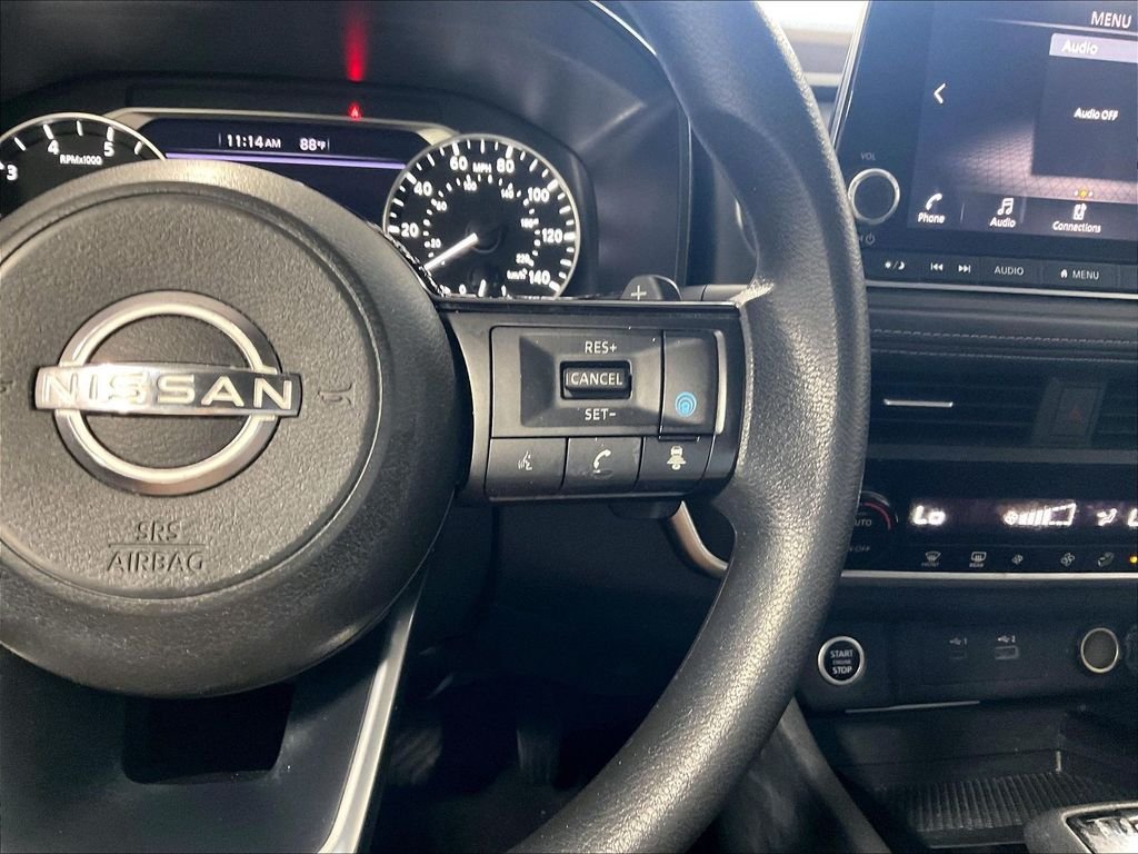 Used 2023 Nissan Rogue SV AWD/4WD image 23