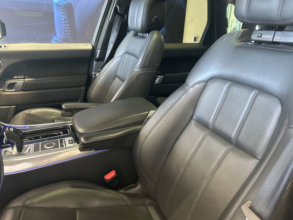Certified 2021 Land Rover Range Rover Sport HSE Silver Edition image 6