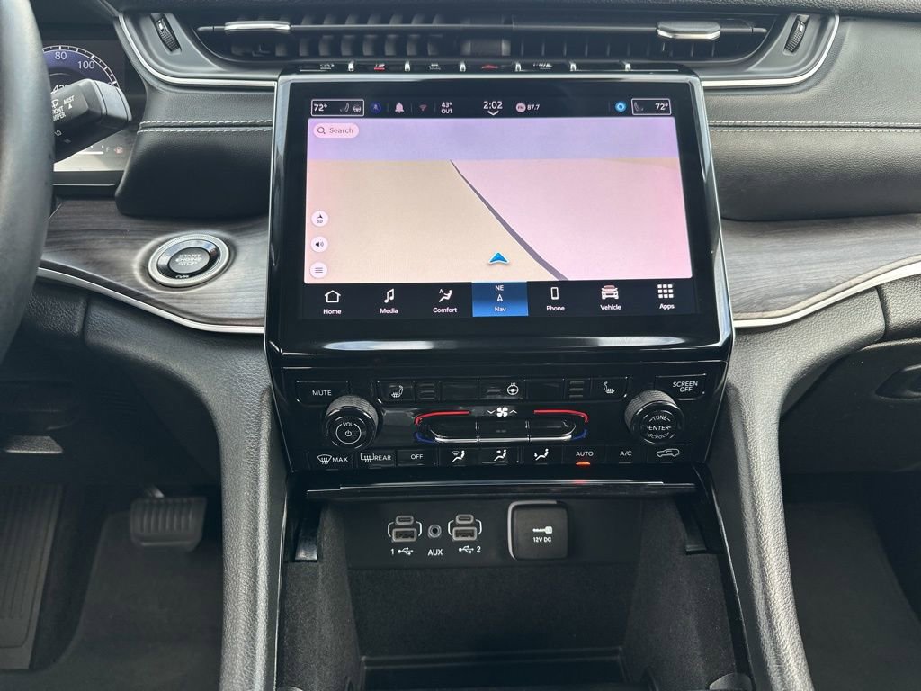 Used 2022 Jeep Grand Cherokee L Limited image 23