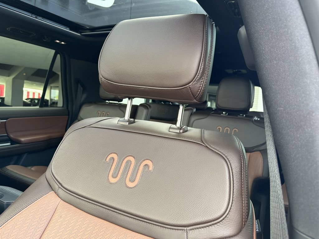 Used 2025 Ford Expedition Max King Ranch AWD/4WD image 25