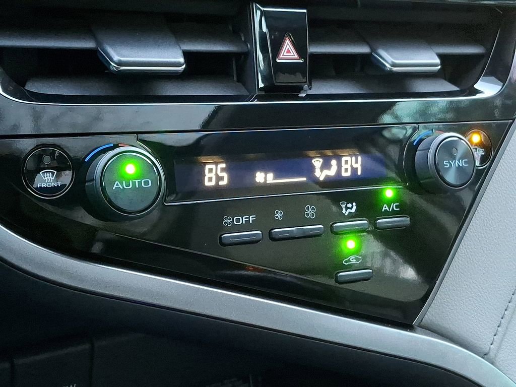 Used 2021 Toyota Camry XSE image 14