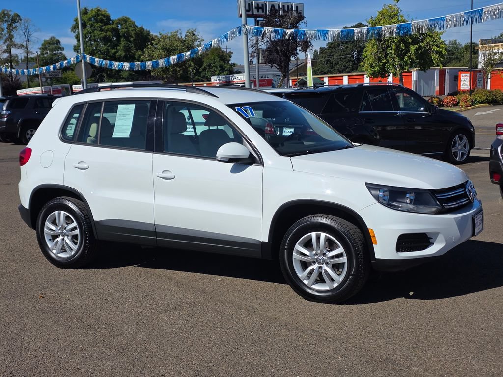 Used 2017 Volkswagen Tiguan S FWD image 3