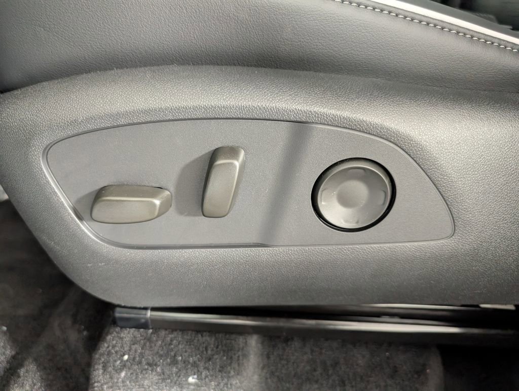 New 2026 Buick Enclave Sport Touring w/ Super Cruise Package image 17