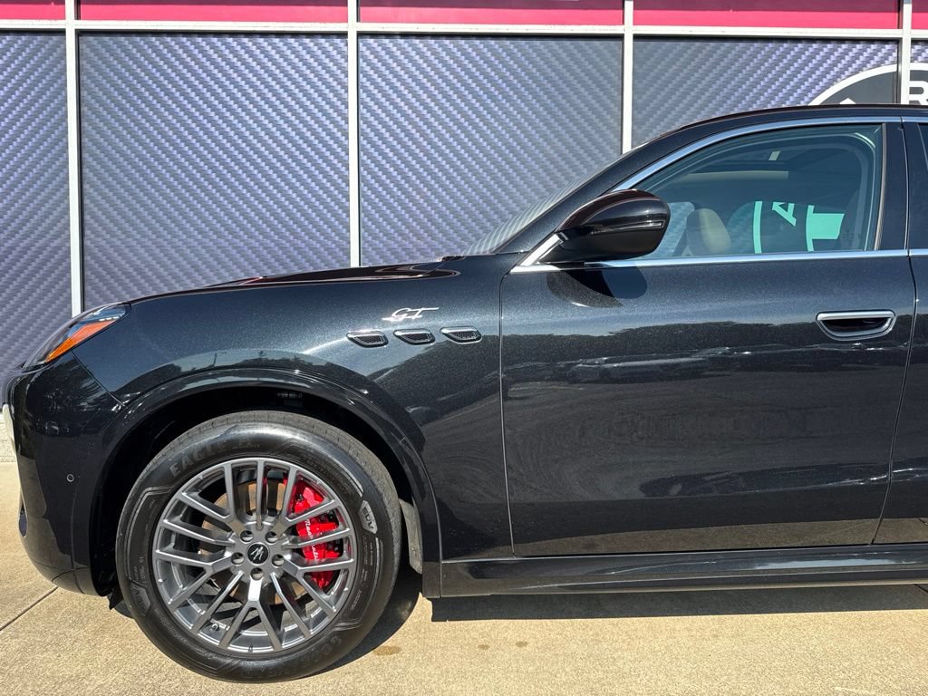 Used 2023 Maserati Grecale GT AWD/4WD image 16