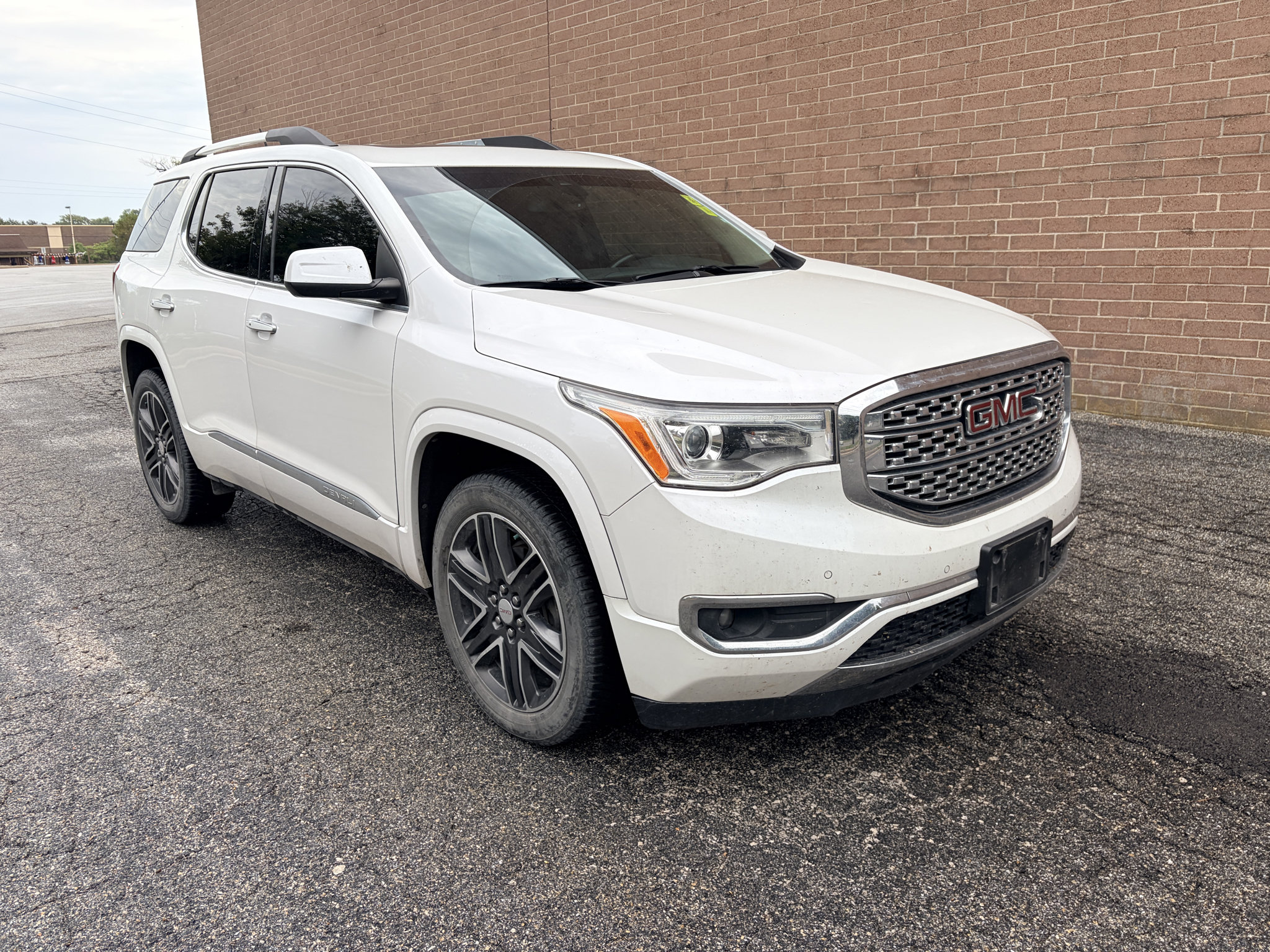 Used 2017 GMC Acadia Denali FWD image 7
